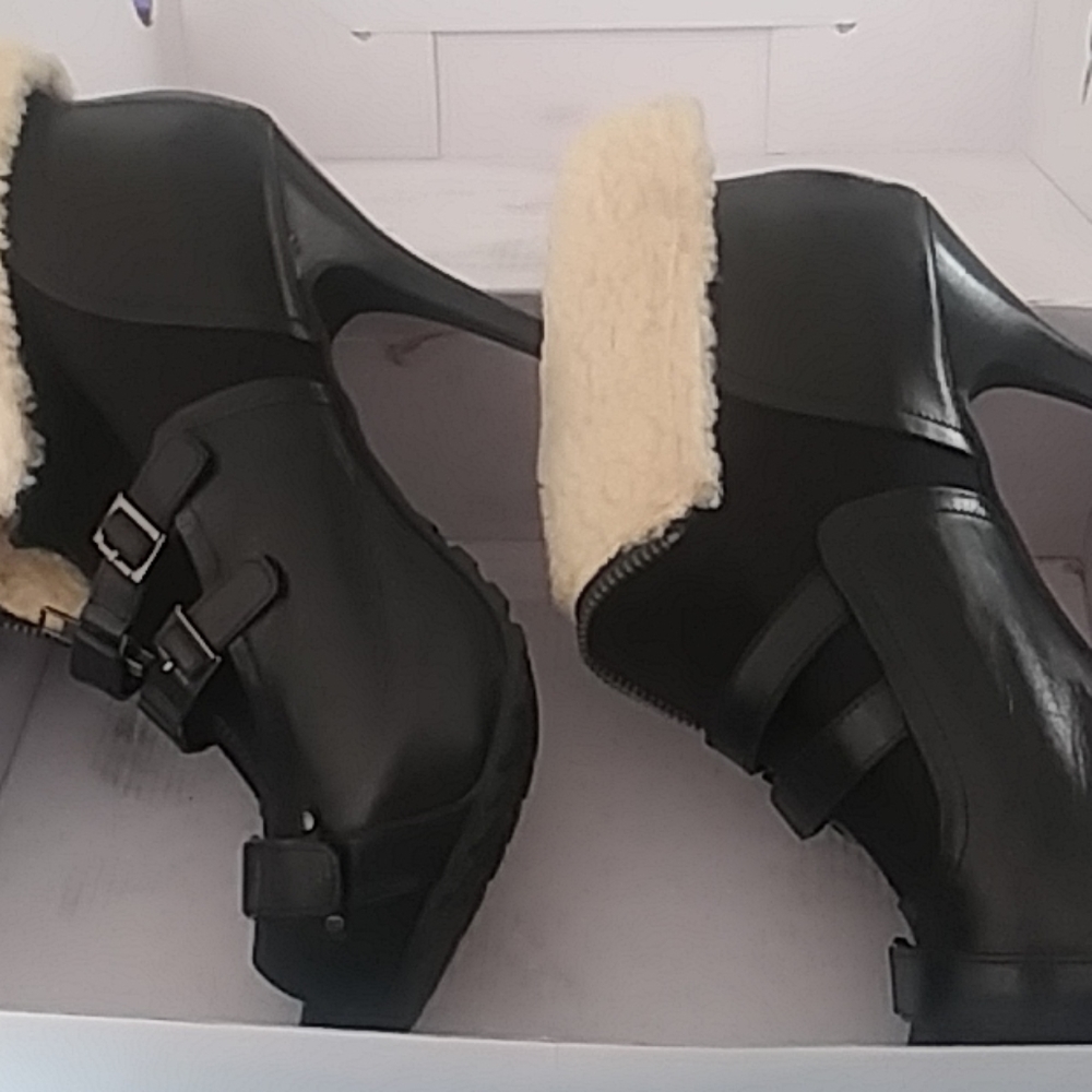 Stilettos - Picture 5 of 5
